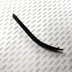 Przednia lewa listwa ozdobna czarna Advena