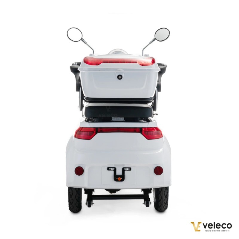 Veleco CRISTAL – 3-wheeled mobility scooter with full LED lights