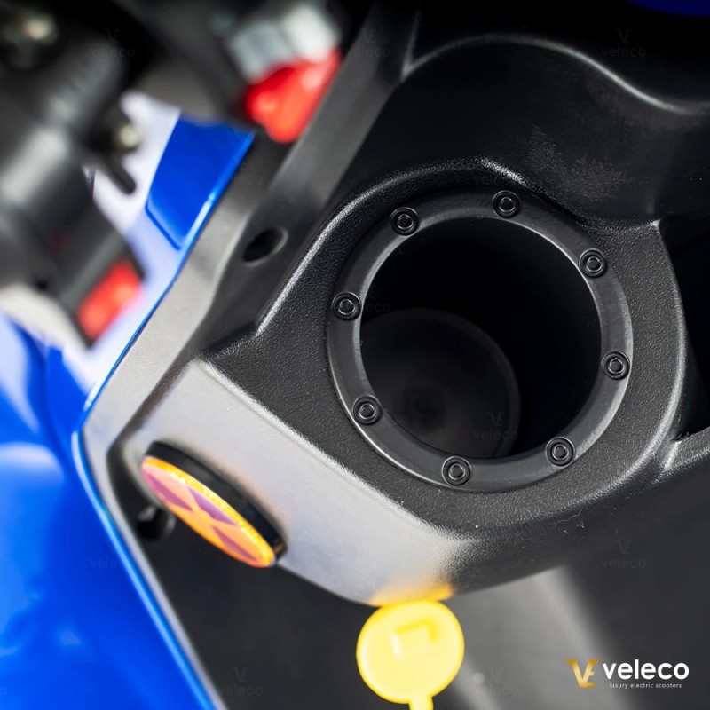 Veleco FASTER – 4-wheeled mobility scooter