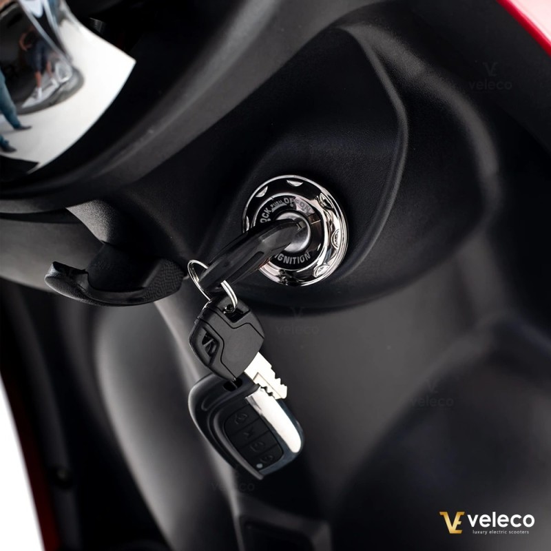 Veleco ZT63 – Retro-style mobility scooter