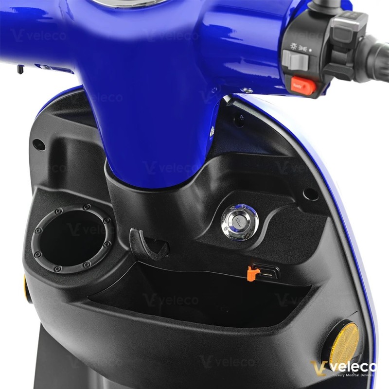 Veleco TURRIS – 3-wheeled mobility scooter with full LED lights